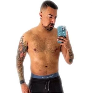 Meet your Posher, Jason